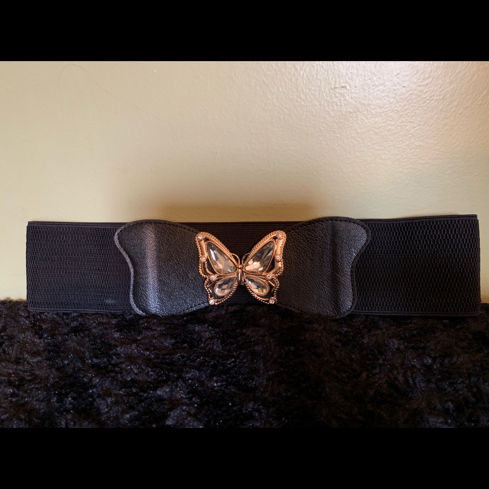 Ladies Belt.